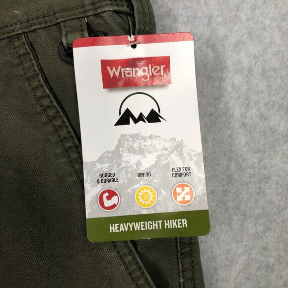 Wrangler Cargo Shorts Men 46 Utility Flex Waist Stretch Heavyweight Hiker Rugged - Picture 8 of 12